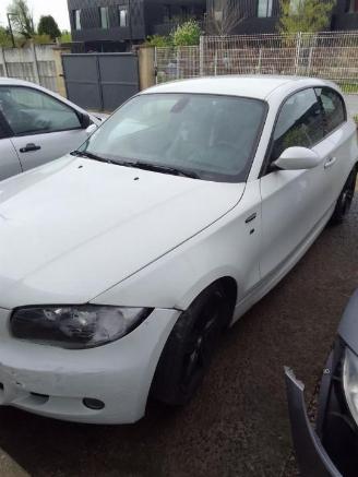 Schadeauto BMW 1-serie 120 2008/7