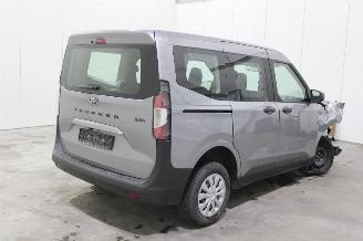 Ford Tourneo Courier  picture 3
