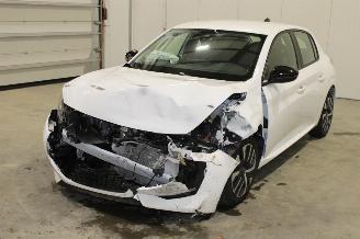 Auto incidentate Peugeot 208  2024/8