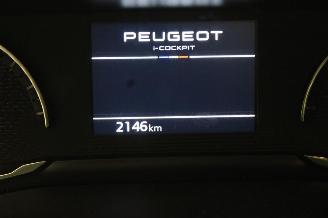 Peugeot 208  picture 13