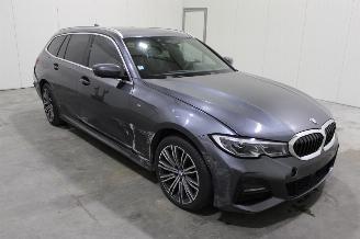 BMW 3-serie 330 picture 2