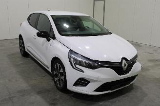 Renault Clio  picture 2