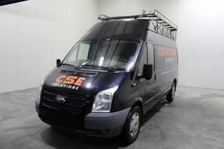 Vaurioauto  passenger cars Ford Transit  2013/5