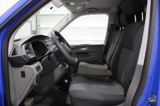 Volkswagen Transporter  picture 11