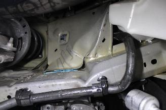 Peugeot 208  picture 17