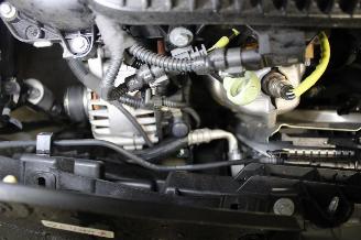 Peugeot 208  picture 14