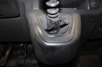 Opel Vivaro  picture 16