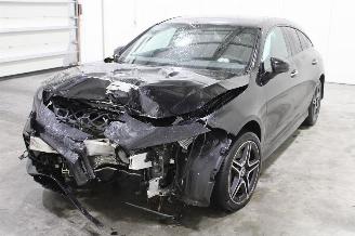 Damaged car Mercedes Cla-klasse CLA 250 Shooting Brake 2023/9