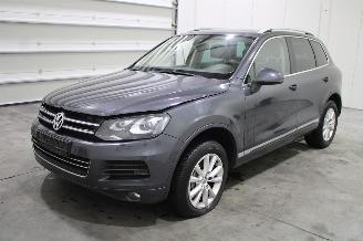 krockskadad bil auto Volkswagen Touareg  2011/6