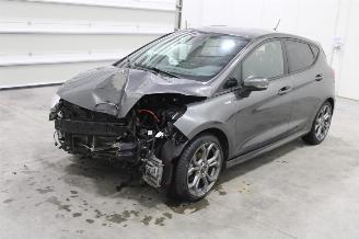 damaged passenger cars Ford Fiesta  2021/3