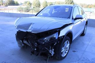 krockskadad bil auto Audi Q5  2021/11