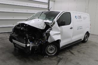 Vaurioauto  passenger cars Fiat Scudo  2025/5