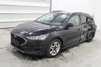 krockskadad bil auto Ford Focus  2022/6