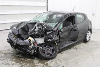 krockskadad bil auto Renault Clio  2025/3