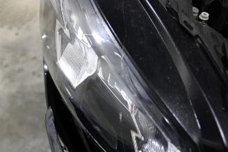 Peugeot 208  picture 7