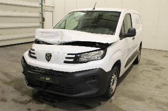 skadebil auto Peugeot Partner  2024/10