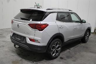 Ssang yong Korando  picture 3