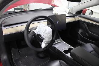 Tesla Model 3  picture 11