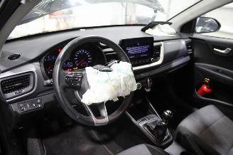 Kia Stonic  picture 10