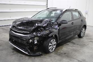 Damaged car Kia Stonic  2023/5