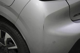 Peugeot 208  picture 9