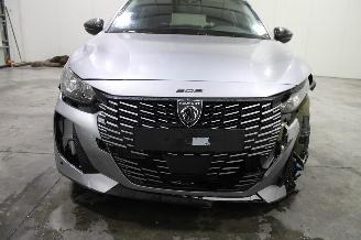 Peugeot 208  picture 6