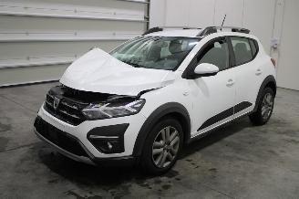 damaged passenger cars Dacia Sandero  2022/8