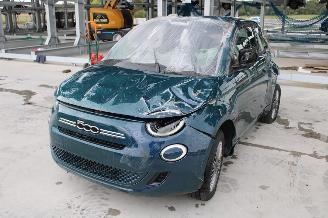Vaurioauto  passenger cars Fiat 500  2026/2