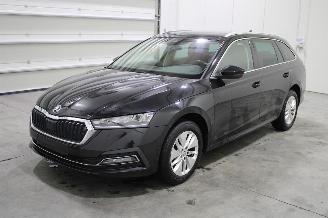 Damaged car Skoda Octavia  2022/8