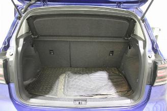 Volkswagen T-Cross  picture 17