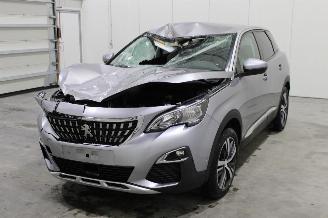 Vrakbiler auto Peugeot 3008  2020/1