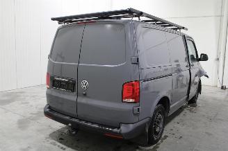 Volkswagen Transporter T6 picture 3