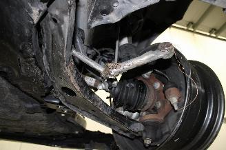 Peugeot 208  picture 18