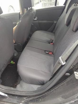 Renault Clio  picture 11