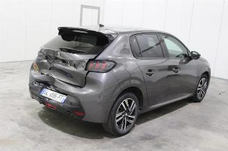 Peugeot 208  picture 3