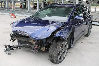 Schadeauto Audi Q4 e-tron 2025/10