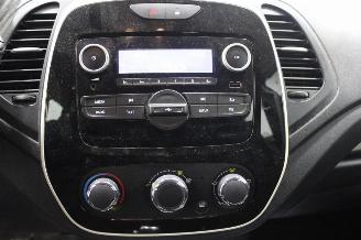 Renault Captur  picture 14