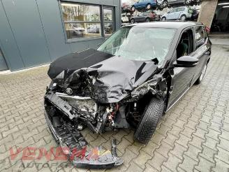Vrakbiler auto Skoda Fabia Fabia III (NJ3), Hatchback 5-drs, 2014 / 2021 1.0 TSI 12V 2019/7