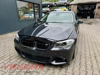 Salvage car BMW 5-serie 5 serie (F10), Sedan, 2009 / 2016 550i V8 32V TwinPower Turbo 2010/11