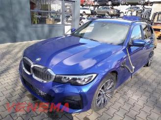  BMW 3-serie 3 serie Touring (G21), Combi, 2019 330e xDrive 2.0 TwinPower Turbo 16V 2022