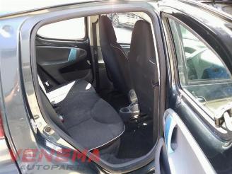 Peugeot 107 107, Hatchback, 2005 / 2014 1.0 12V picture 14