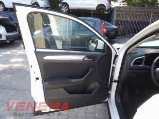 Volkswagen T-Roc T-Roc I, SUV, 2017 1.0 TSI 12V picture 10