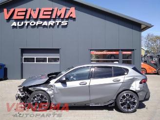 Vrakbiler auto BMW 1-serie 1 serie (F70), Hatchback, 2024 120 1.5 TwinPower Turbo 12V 2025/6