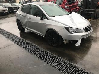 Coche siniestrado Seat Ibiza benzine - 1000cc - 70w 2017/1