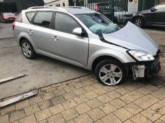 Vrakbiler auto Kia Cee d  2009/1