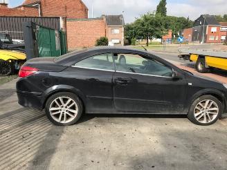 Uttjänta bilar auto Opel Astra BENZINE - 1600CC - 6VIT 2009/1