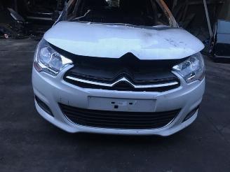 Vrakbiler auto Citroën C4 1600CC /84KW /DIESEL 2014/2