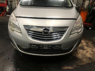 Uttjänta bilar auto Opel Meriva 1700CC - 74KW - DIESEL - 6VIT 2012/1