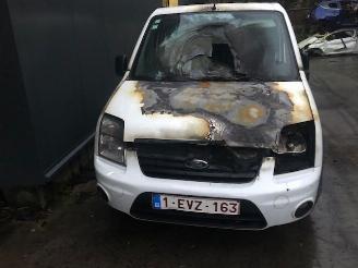 Vrakbiler auto Ford Transit Connect 1800cc - 66kw diesel - euro 5 2013/1