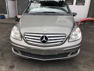 Vrakbiler auto Mercedes B-klasse B (W245) 2008/1